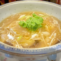 醤油味フカヒレスープ