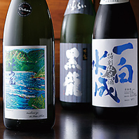 日本酒30銘柄を気軽にセルフで飲み放題♪