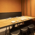 当店では、6名様でご利用いただけるお席をご用意しております。ゆったりとお食事をお楽しみいただけますので、ぜひご利用ください。 ※画像はイメージです。