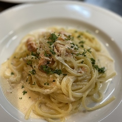 【お得なディナーセット】サーモンのクリームスパゲッティ