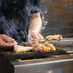 焼き方にこだわった炭火炙りや藁焼き
