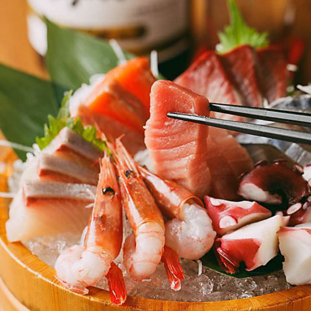 市場より直送された新鮮な鮮魚と魚介を是非ご賞味下さい