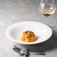 生雲丹とイクラのトマトクリームパスタ