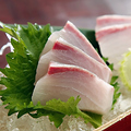 料理メニュー写真&nbsp;季節のブランド魚を赤字大特価でご提供。今時期は『大分ヒラマサ』お刺身