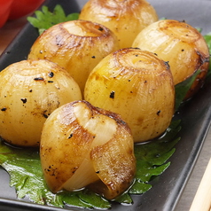 コトコト煮込んだ小玉ねぎダシ醤油焼き