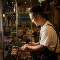 1本1本丁寧に焼き上げる串をご堪能あれ！当店は各種クレジットカード決済(VISA、Master、JCB、AMEX、Diners)、電子マネー、QRコード決済をご利用いただけます。