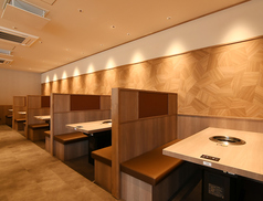 焼肉DINING 大和 幕張ベイパーク店の雰囲気2