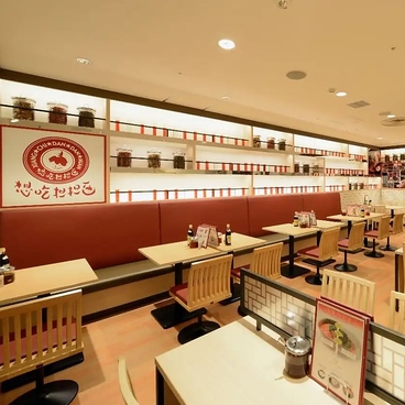 担担麺専門店 想吃担担面 栄店の雰囲気1