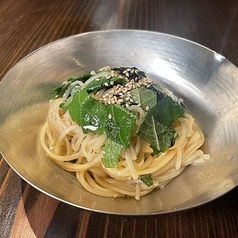 えごまのビビン麺