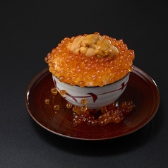 こぼれすぎウニイクラ丼