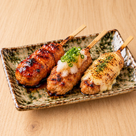 手ごねにこだわる選べる3種自家製つくね串は一本298円！