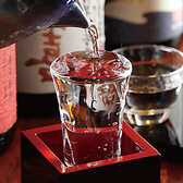 【豊富なラインナップの日本酒・焼酎】大人気の銘柄から知る人ぞ知る隠れた銘柄まで種類豊富にご用意しておりますのでお料理に合わせてお選びください。