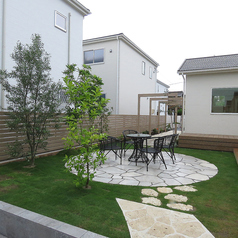 こだわりの中庭でお食事いただけます。