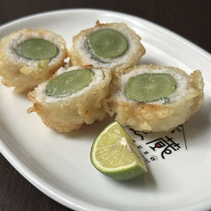 鱧とブドウのフリット大葉風味