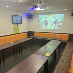 最大12名様までご利用いただける、当店に1部屋だけの特別なパーティールームです。広々とした空間で、大人数の宴会や二次会に大活躍間違いなし!パーティー向けのお食事メニューやお得なコースも多数ご用意しております。金土祝前日もご予約可能ですので、皆様で集まって盛大に盛り上がる夜をお過ごしください。