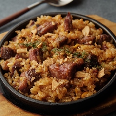 牛の旨み! 〆のちょこっとガーリックライス