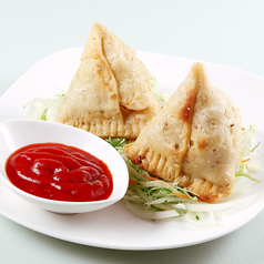 サモサ（2個）【Samosa （ 2 pieces） （Vegetable Puffs）】