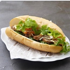 豚バラ焼きのバンミー.