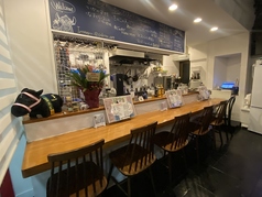 オープンキッチンのカウンター