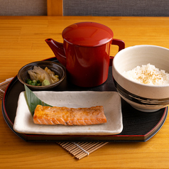 鮭はらみの茶漬け