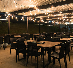 グリルを囲んで楽しむテーブルサイト