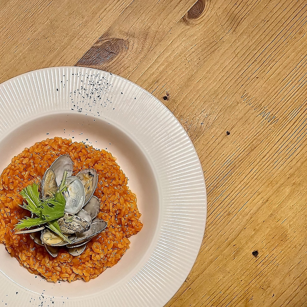 あさりのトマトリゾットや濃厚たまごのせリゾット などご用意♪是非、ご賞味ください。
