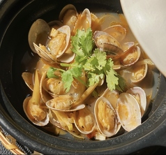 あさりの生姜とレモングラスに蒸し