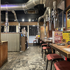 焼肉×ホルモン×居酒屋 分倍河原肉流通センターの雰囲気2