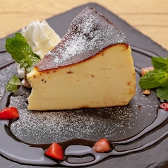 自家製バスクチーズケーキ