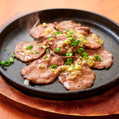 鉄板葱塩牛タン焼き