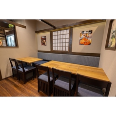 テーブル席は2名/4名/6名/8名/10名…20名～などなど、、、幅広くご案内可能です☆各種ご宴会に使いやすい店内レイアウトとなっておりますので、歓送迎会、女子会、ママ会など各種ご宴会にお気軽にお問合せください♪