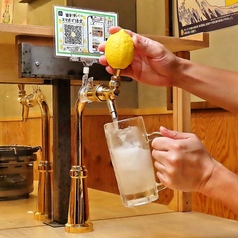 全卓にサワータワー完備!待ち時間&ストレスゼロで思う存分飲み放題!