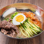 〆ももちろんございます！特製麺で作った冷麺は、別腹です♪お食事メニュー大充実！