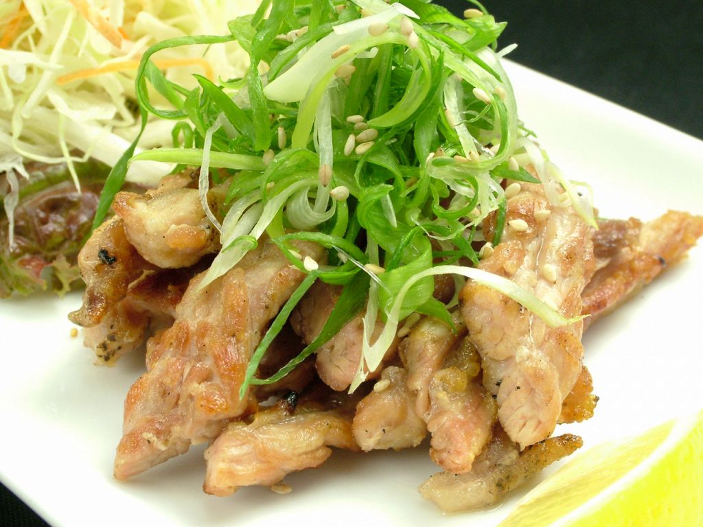 【せせりの塩焼き650円】いや、これは間違いなくうまい！