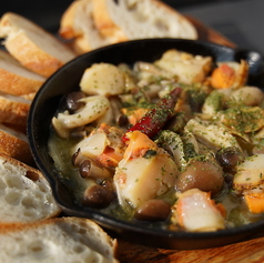 ホタテとキノコのアヒージョ