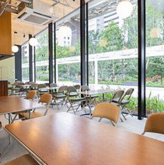 PALM SPRINGS CLUB パームスプリングクラブ 浜松町の雰囲気1