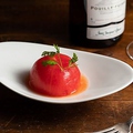 料理メニュー写真 丸ごとトマトの自家製ピクルス