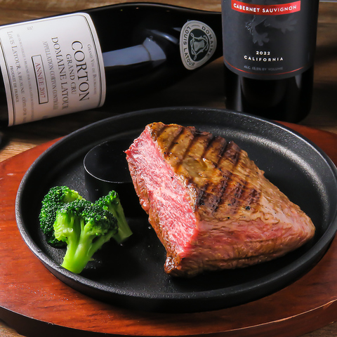 黒崎駅から徒歩4分！高級店顔負けの国産牛を気軽に楽しめるステーキ専門店