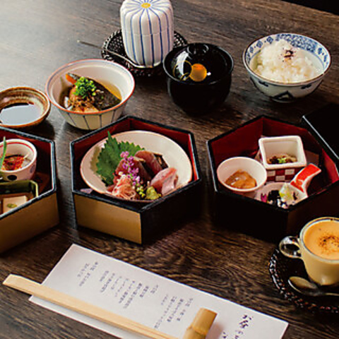 ��������{�X