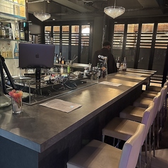 DINING BAR OWT アウトの雰囲気2