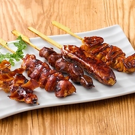 串焼き盛り合わせは1,089円(税込)