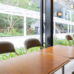 PALM SPRINGS CLUB パームスプリングクラブ 浜松町の雰囲気2