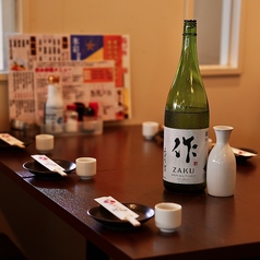 使い勝手の良い4名様テーブルを卓数多めにご用意◆人数に応じて隣のお席とくっつけて4名様以上も受付しております。