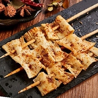 羊や牛に海鮮など◎種類豊富な串や焼き物を存分に堪能♪