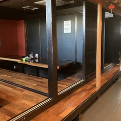 2階宴会席は小上がりの掘りごたつ式