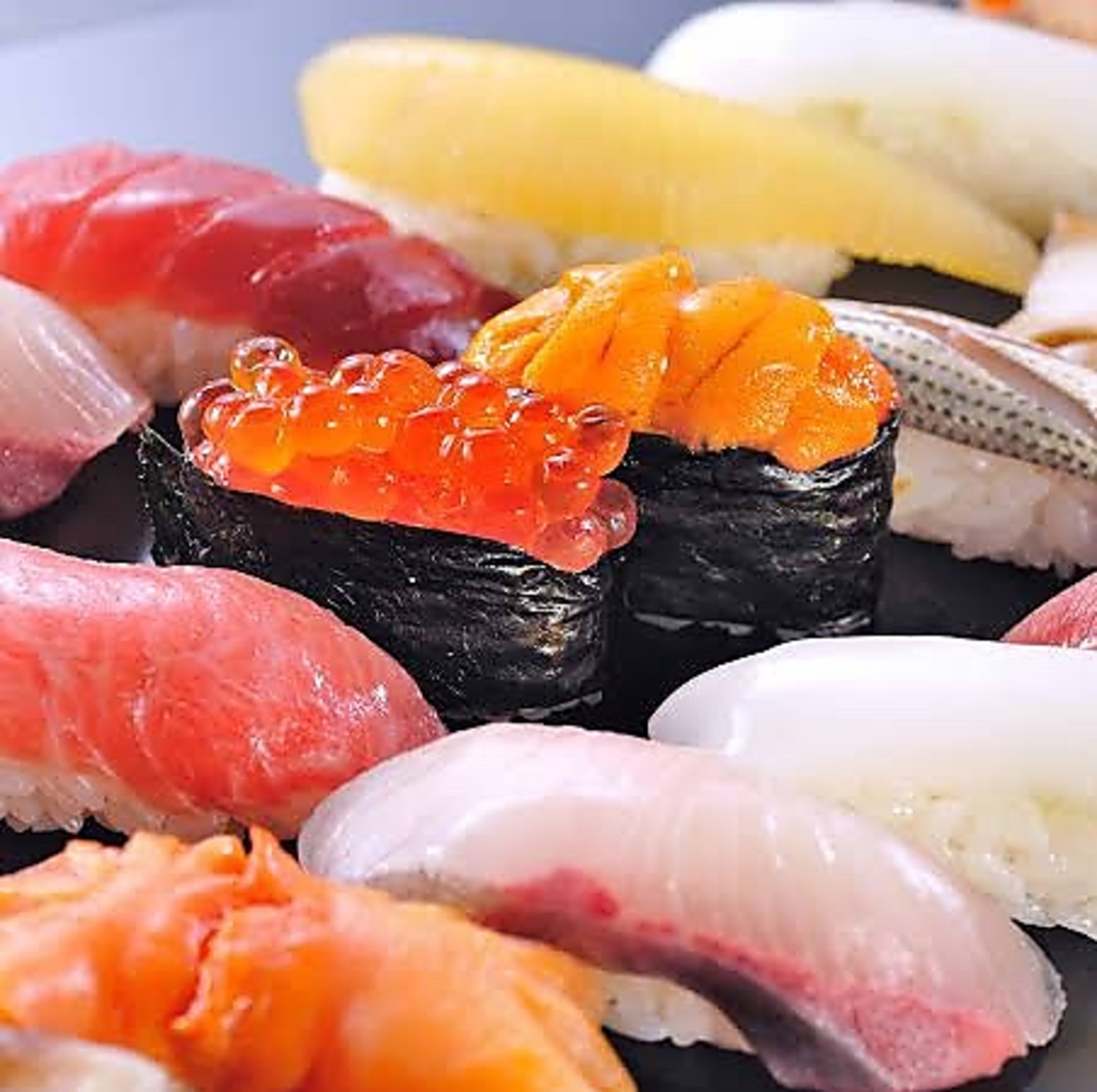 職人が握る本格江戸前寿司一貫80円～！