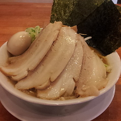 圧倒的ボリューム!らーめん全部乗せ!