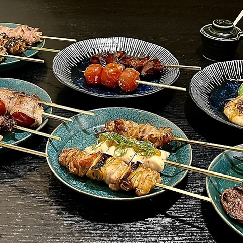 焼鳥歴25年！都内名店で修業した大将が超強火で焼く熱々で元気の出る焼き鳥をご提供！