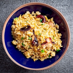 海鮮ガーリックライス