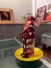 [TOP PICKS]アメリカンパフェ